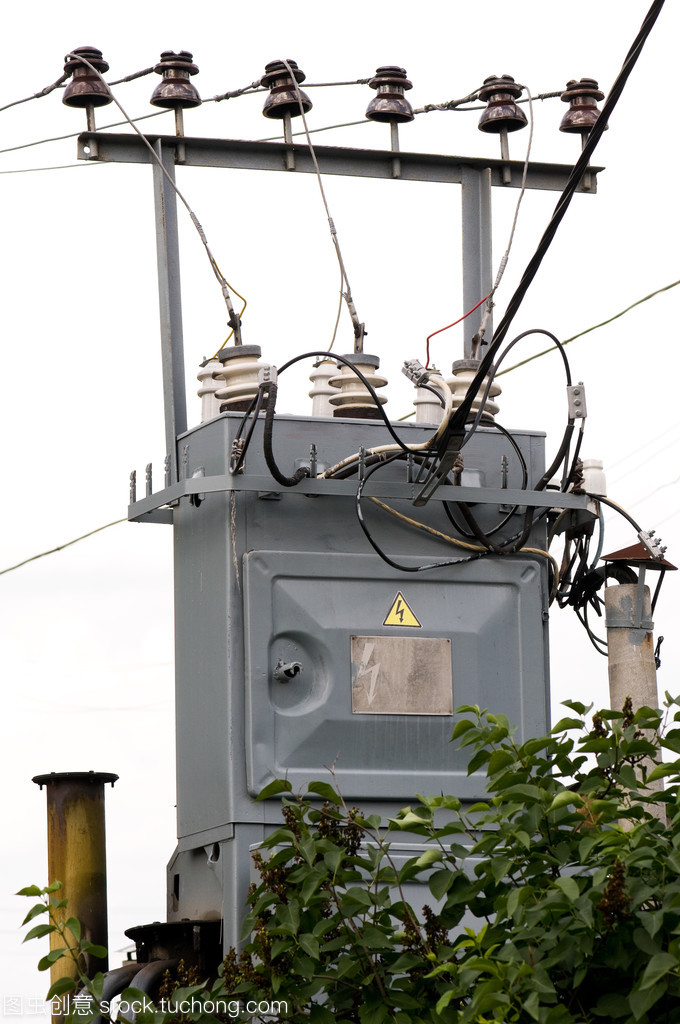 变压器 电能传输与转换的核心设备